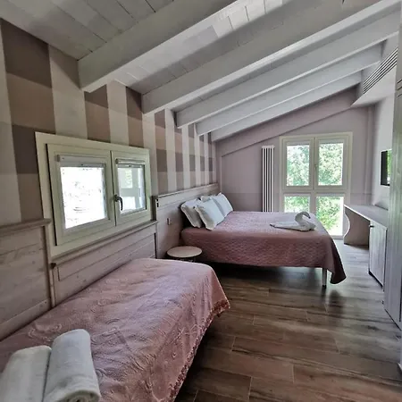 E Acetaia La Vedetta Farm stay Castelvetro di Modena